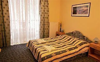 Elite Rooms & Apartments