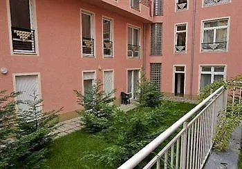 Elite Rooms & Apartments Hungary