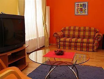Elite Rooms & Apartments