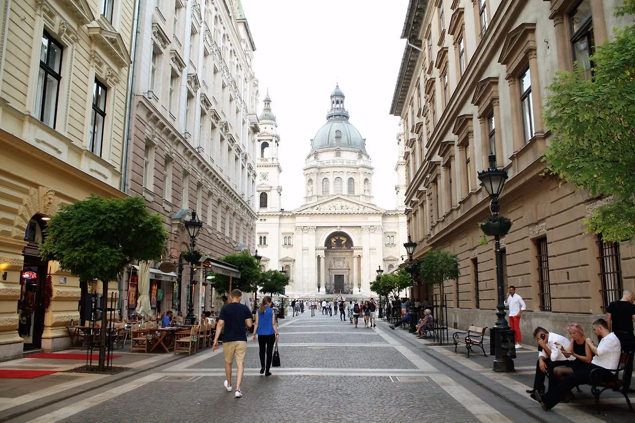Elite Rooms & Apartments 0*, Budapest