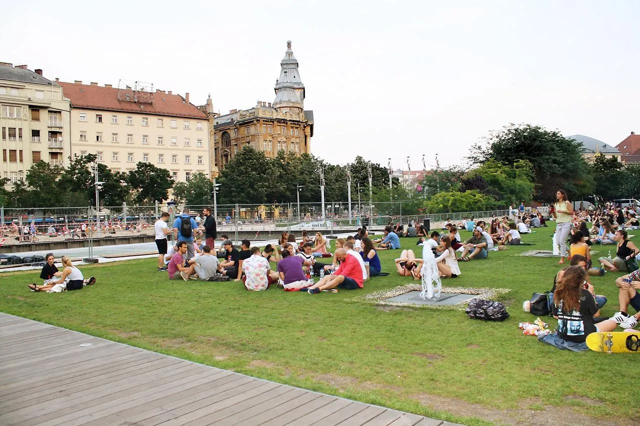 Elite Rooms & Apartments Hungary
